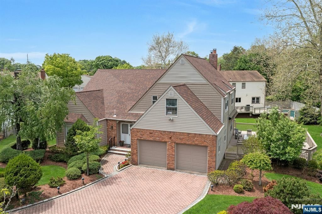 42-09 Cosgrove Court, Fair Lawn, NJ 07410