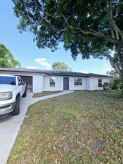 2201 SE Rich Street, Port St Lucie, FL 34984