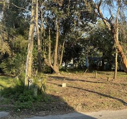 14530 6TH STREET, Dade City, FL 33523