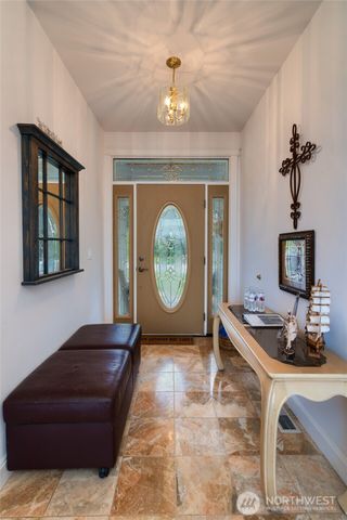 4111 R Avenue, Anacortes, WA 98221