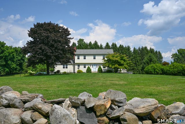 47 Obtuse Road South, Brookfield, CT 06804
