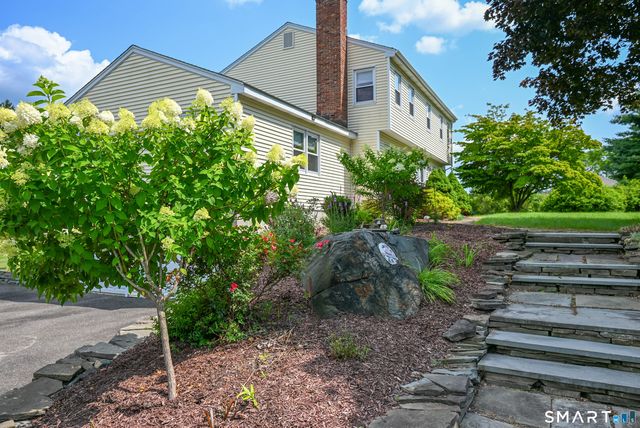47 Obtuse Road South, Brookfield, CT 06804