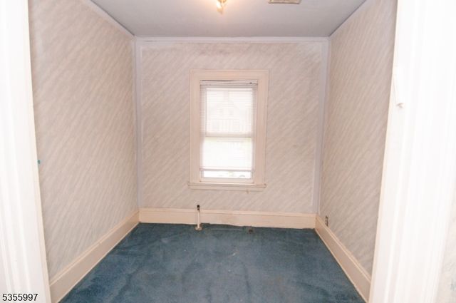 45 Summit Rd, Elizabeth City, NJ 07208
