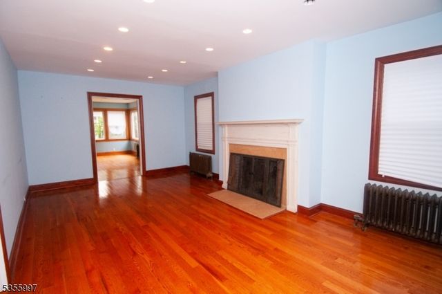 45 Summit Rd, Elizabeth City, NJ 07208