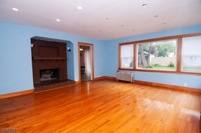 45 Summit Rd, Elizabeth City, NJ 07208