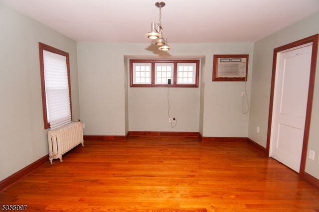 45 Summit Rd, Elizabeth City, NJ 07208
