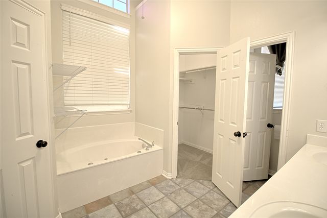 12572 County Road 237, Terrell, TX 75160