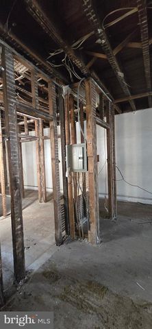 6036 CATHARINE ST, Philadelphia, PA 19143