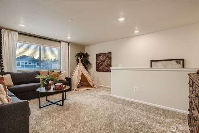 19921 137th Avenue E, Graham, WA 98338