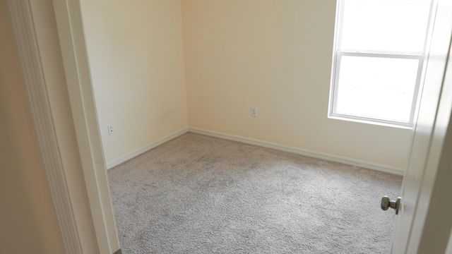 26 NE 12th Terrace, Cape Coral, FL 33909