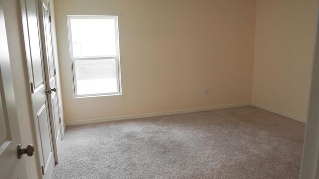 26 NE 12th Terrace, Cape Coral, FL 33909