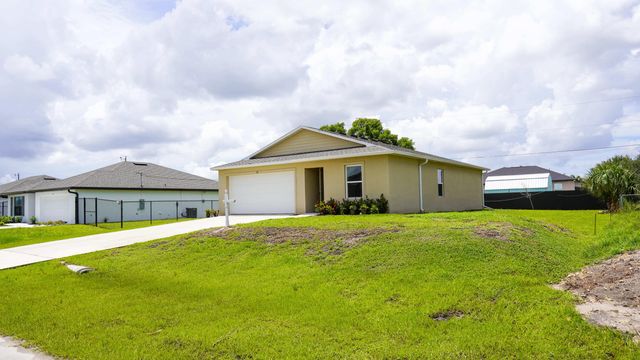 26 NE 12th Terrace, Cape Coral, FL 33909