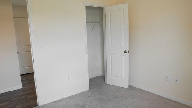 26 NE 12th Terrace, Cape Coral, FL 33909