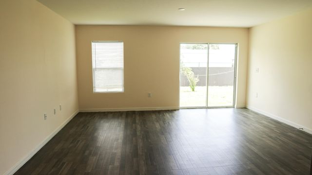 26 NE 12th Terrace, Cape Coral, FL 33909