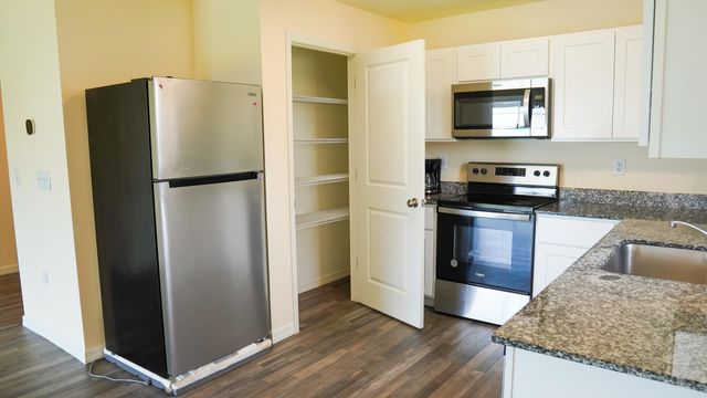 26 NE 12th Terrace, Cape Coral, FL 33909
