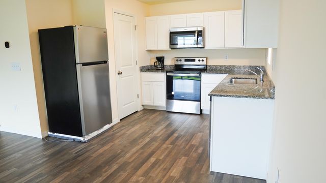 26 NE 12th Terrace, Cape Coral, FL 33909