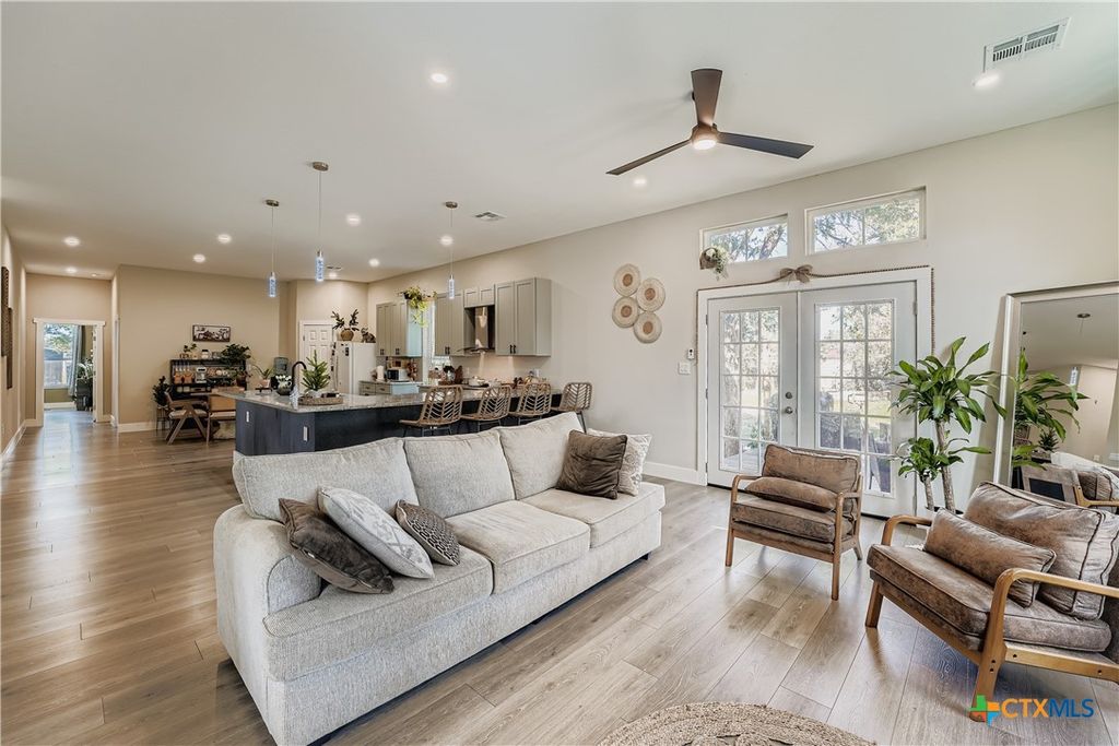 149 Arosa Drive, Elgin, TX 78621