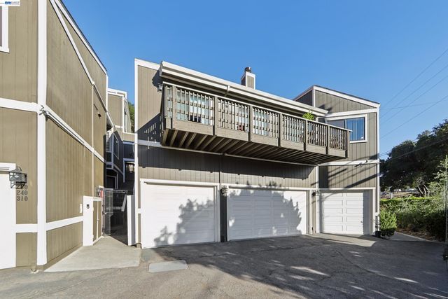 5400 mountain boulevard 340, Oakland, CA 94619