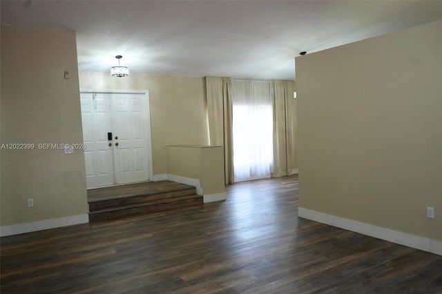 13313 NW 11th Dr, Sunrise, FL 33323