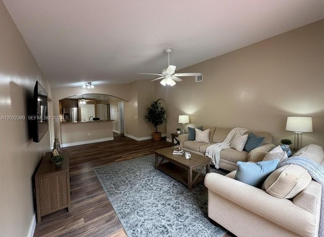 13313 NW 11th Dr, Sunrise, FL 33323