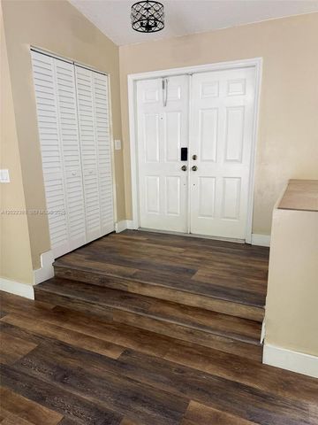13313 NW 11th Dr, Sunrise, FL 33323