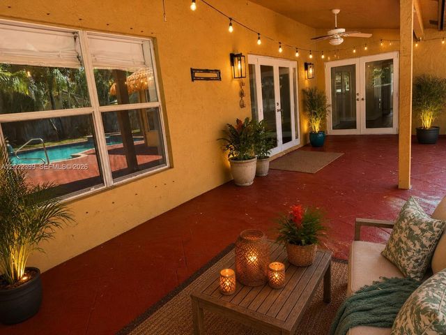 13313 NW 11th Dr, Sunrise, FL 33323