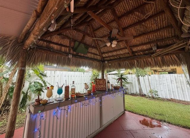 13313 NW 11th Dr, Sunrise, FL 33323