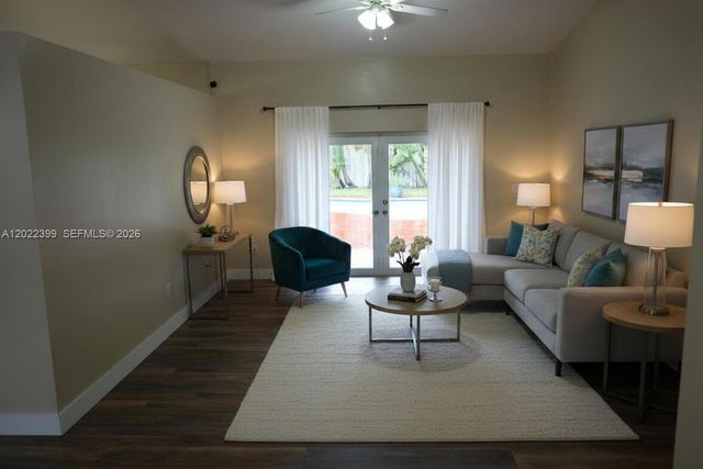 13313 NW 11th Dr, Sunrise, FL 33323