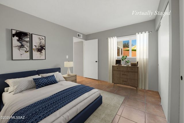 732 W Rio San Pedro, Green Valley, AZ 85614