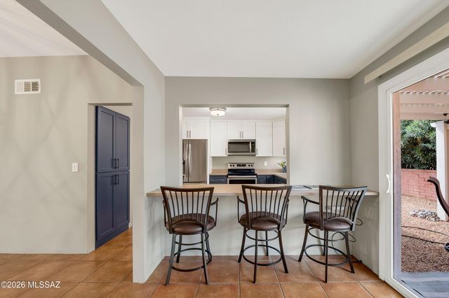 732 W Rio San Pedro, Green Valley, AZ 85614