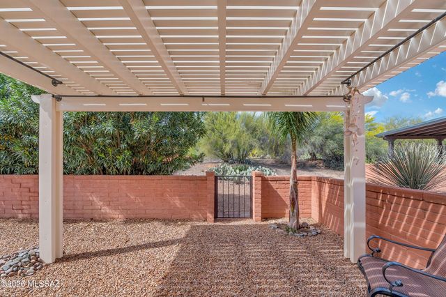 732 W Rio San Pedro, Green Valley, AZ 85614