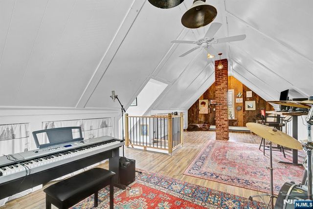 75 Mountain Way, Rutherford, NJ 07070