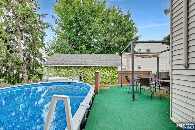 75 Mountain Way, Rutherford, NJ 07070