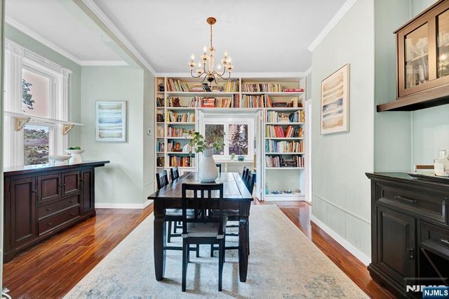 75 Mountain Way, Rutherford, NJ 07070