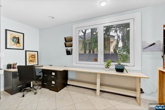 75 Mountain Way, Rutherford, NJ 07070