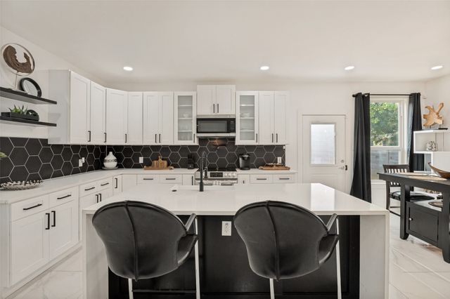 3314 Herbert Street, Dallas, TX 75212