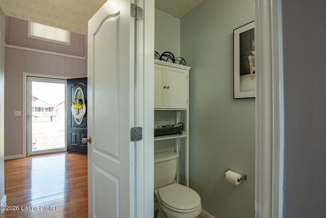 84 Collinbrook Dr, Rineyville, KY 40162