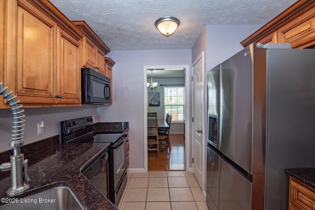 84 Collinbrook Dr, Rineyville, KY 40162