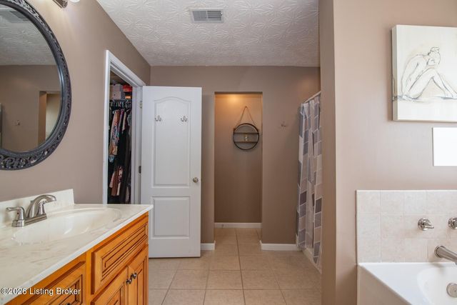 84 Collinbrook Dr, Rineyville, KY 40162