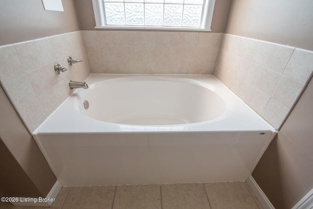 84 Collinbrook Dr, Rineyville, KY 40162