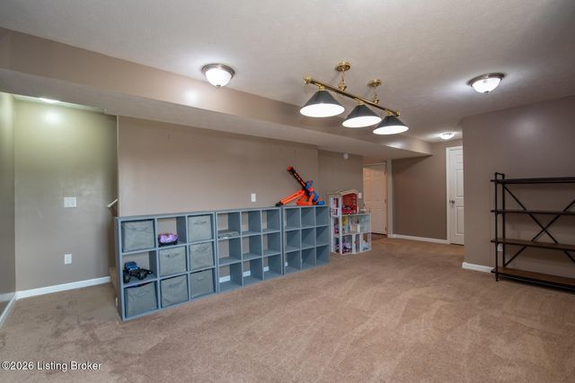 84 Collinbrook Dr, Rineyville, KY 40162