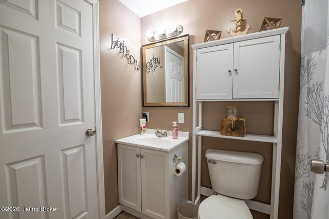 84 Collinbrook Dr, Rineyville, KY 40162