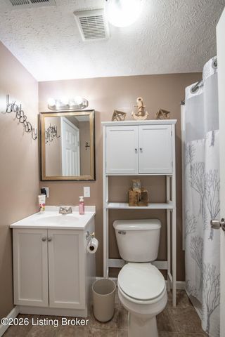 84 Collinbrook Dr, Rineyville, KY 40162