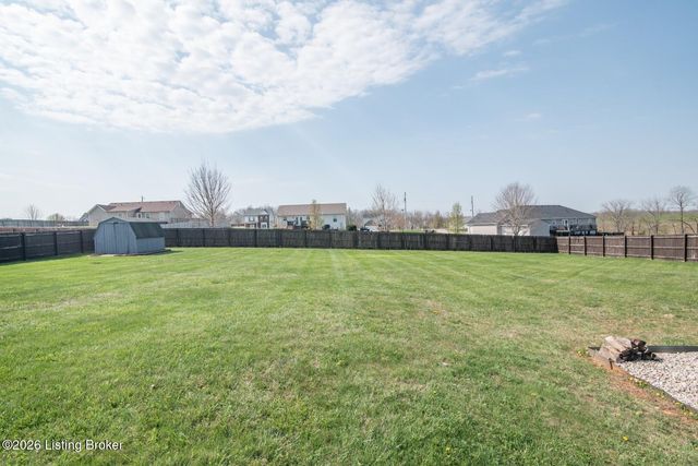 84 Collinbrook Dr, Rineyville, KY 40162