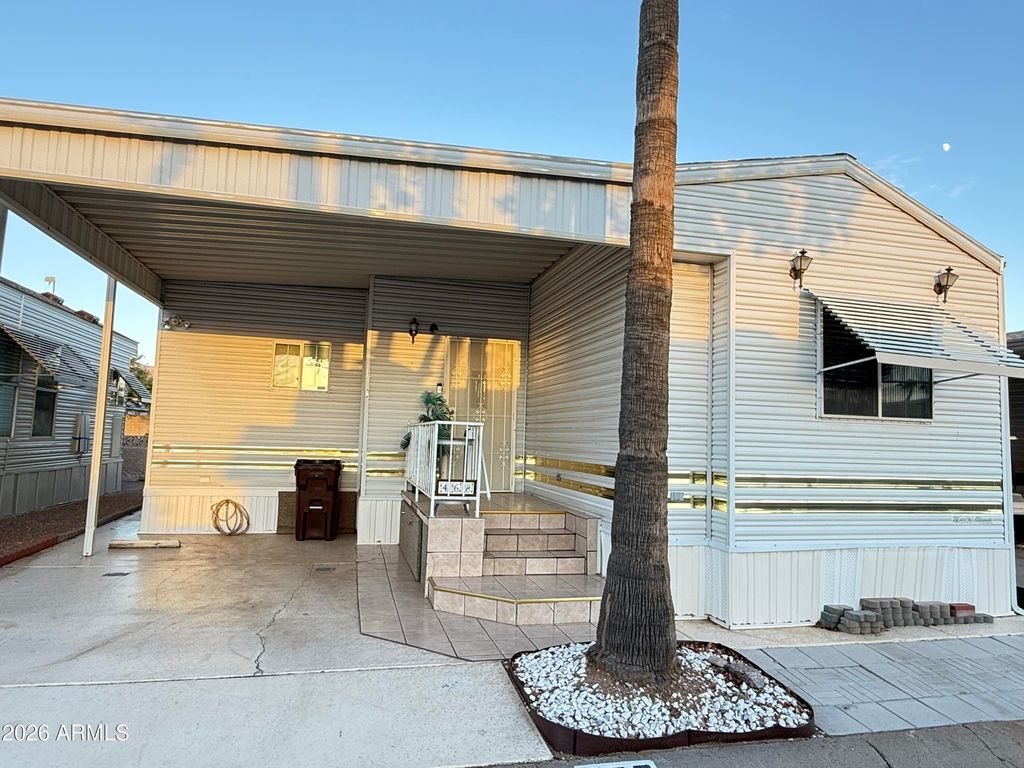 468 IRON ORE Drive, Apache Junction, AZ 85119 — exterior