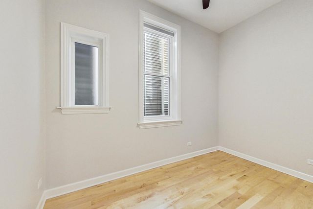 1642 W Bryn Mawr Avenue 1, Chicago, IL 60660