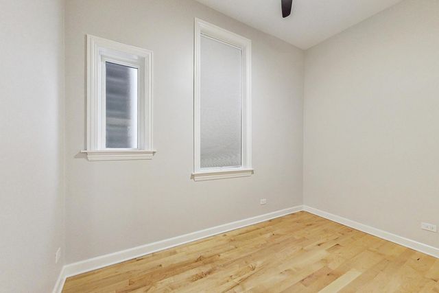 1642 W Bryn Mawr Avenue 1, Chicago, IL 60660