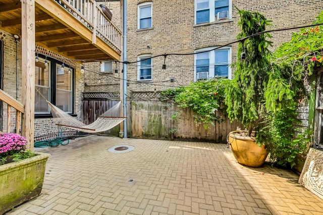 1642 W Bryn Mawr Avenue 1, Chicago, IL 60660