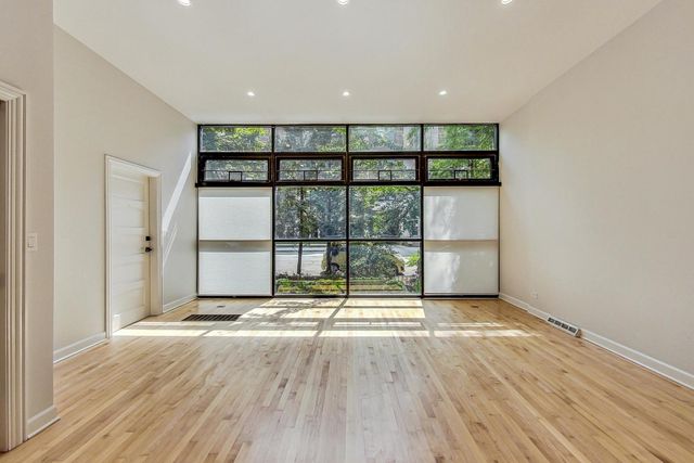 1642 W Bryn Mawr Avenue 1, Chicago, IL 60660