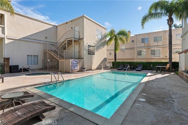 5340 Las Virgenes 11, Calabasas, CA 91302
